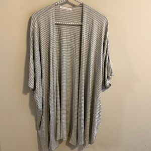Chris & Carol short sleeved cardigan size large